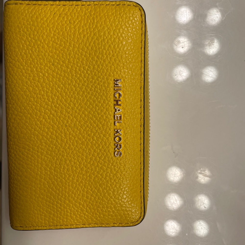 Michael kors zip around mini wallet